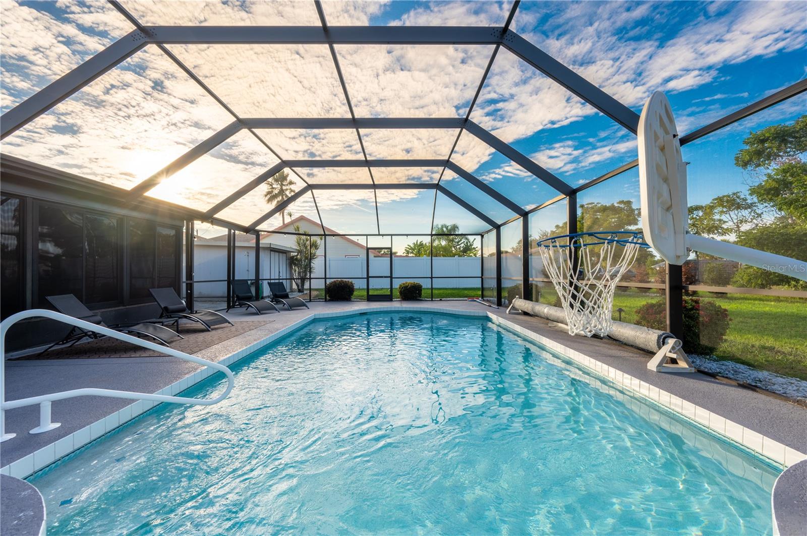 6504 39TH AVE W, BRADENTON, FL, 34209