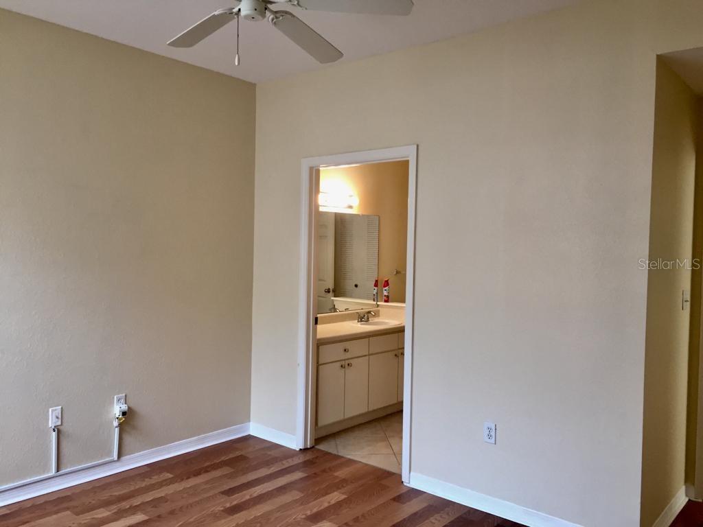 9408 LAKE CHASE ISLAND WAY #9408, TAMPA, FL, 33626