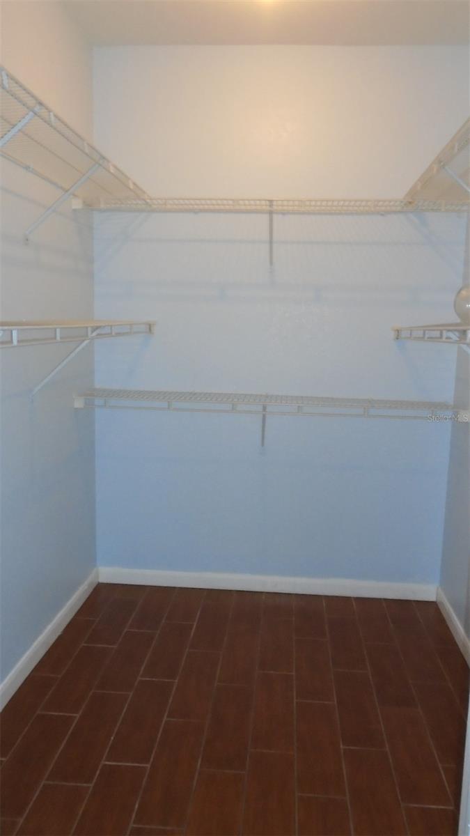 860 N ORANGE AVE #120, ORLANDO, FL, 32801