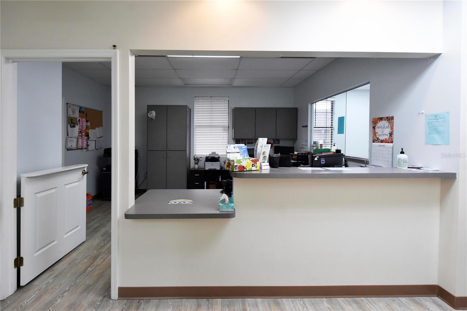 1812 HEALTH CARE DR, NEW PORT RICHEY, FL, 34655