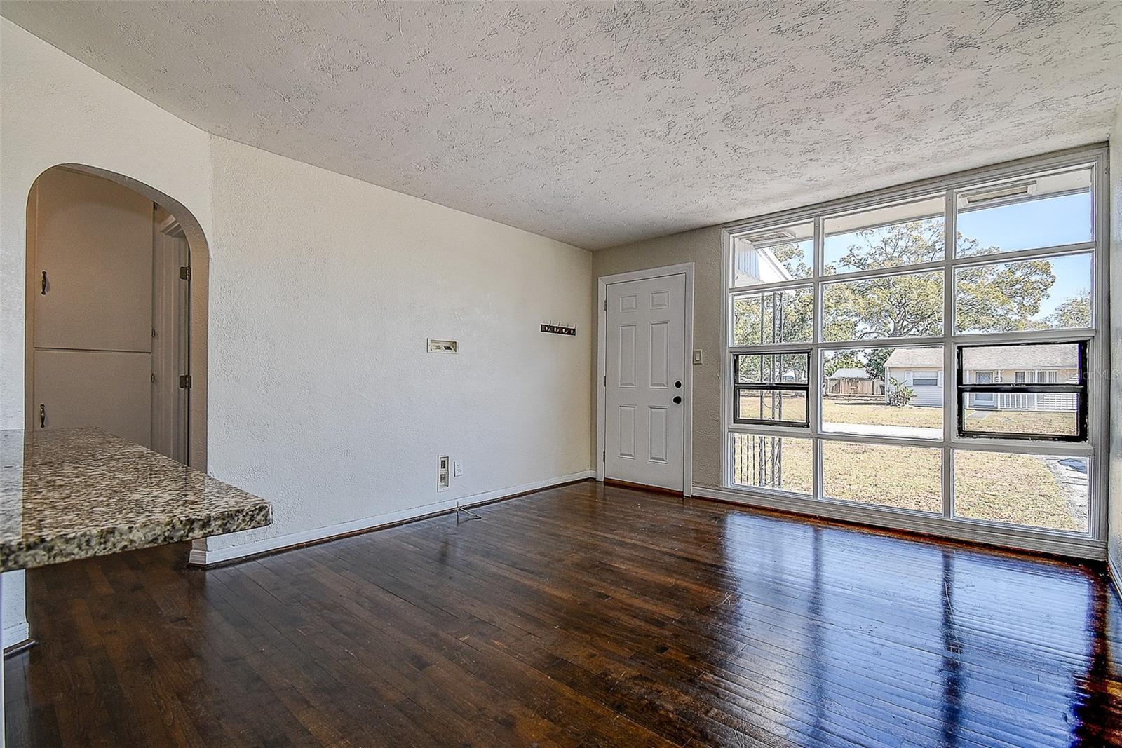 3446 39TH ST N, ST PETERSBURG, FL, 33713