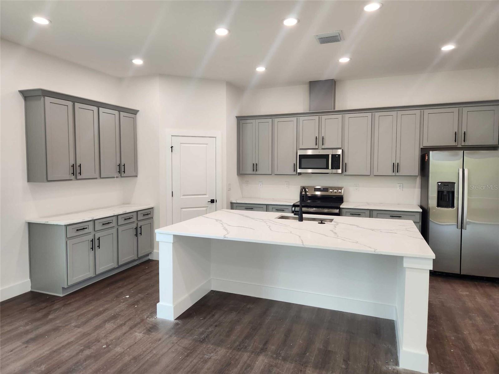 3 DAHLIA CT N, HOMOSASSA, FL, 34446