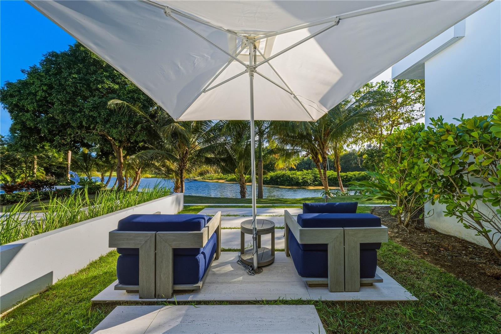 PR9118978 Property Photo