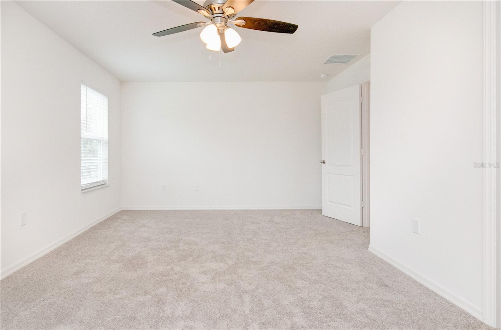 1569 WYNFORD CIR, TAVARES, FL, 32778