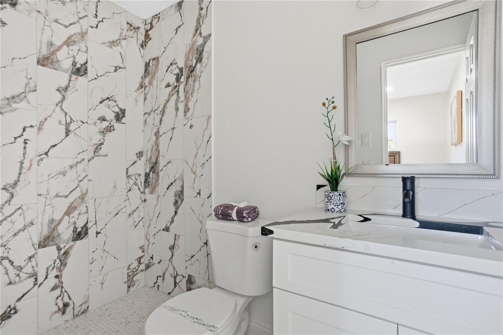 214 45TH AVE NE, ST PETERSBURG, FL, 33703