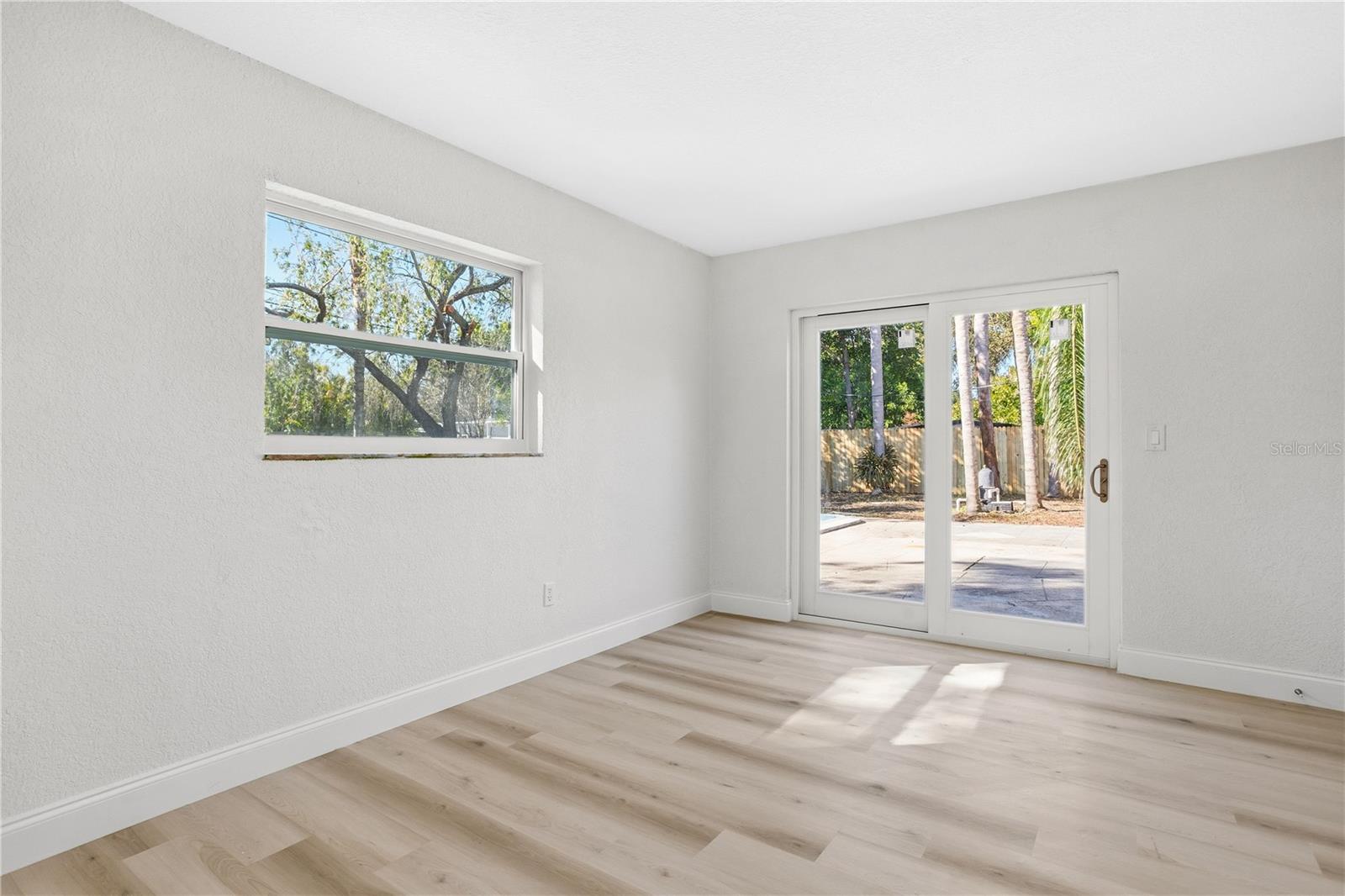 214 45TH AVE NE, ST PETERSBURG, FL, 33703