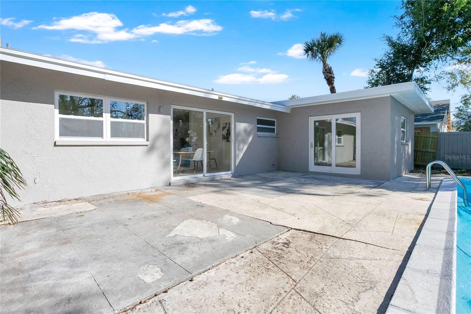 214 45TH AVE NE, ST PETERSBURG, FL, 33703