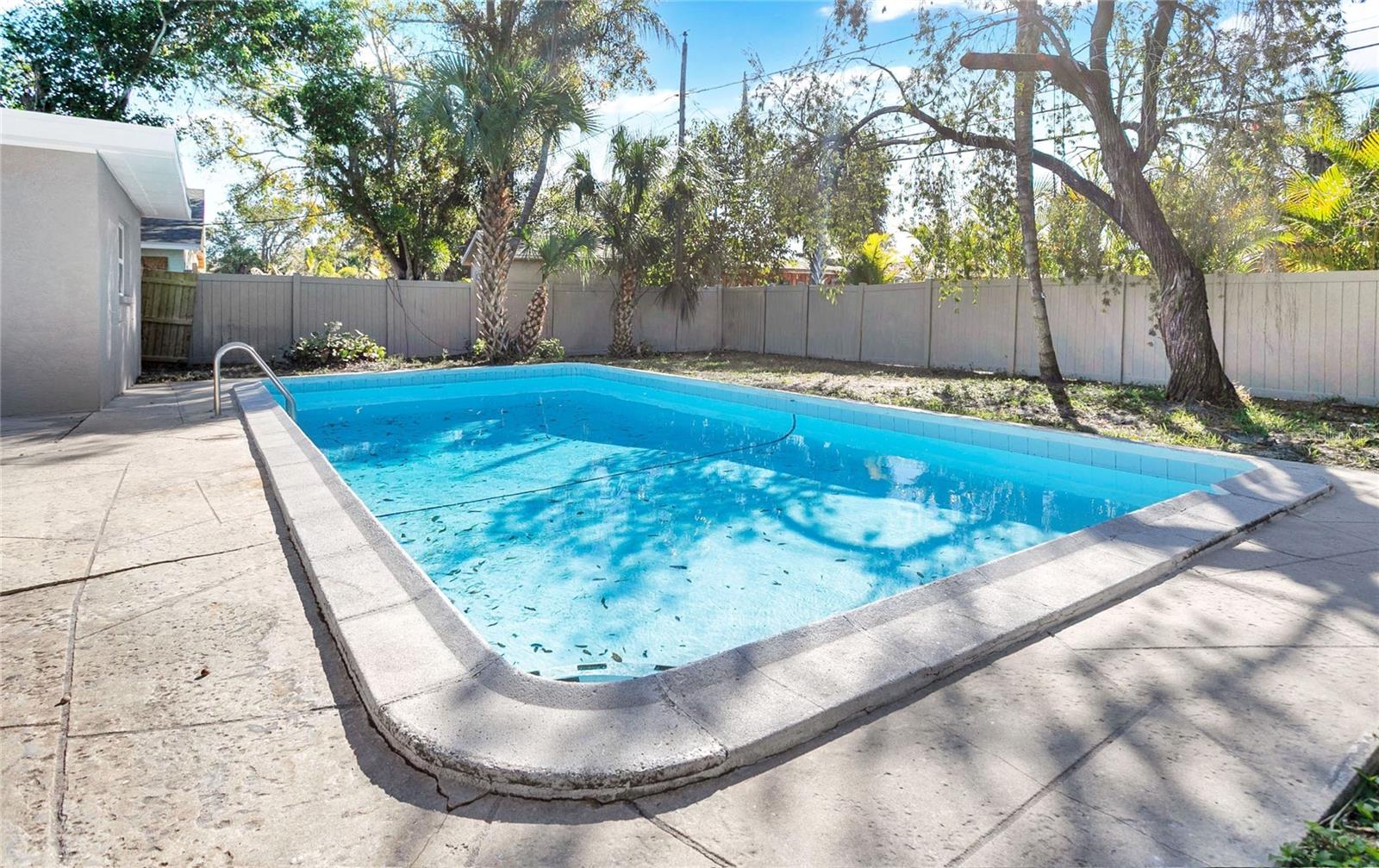 214 45TH AVE NE, ST PETERSBURG, FL, 33703