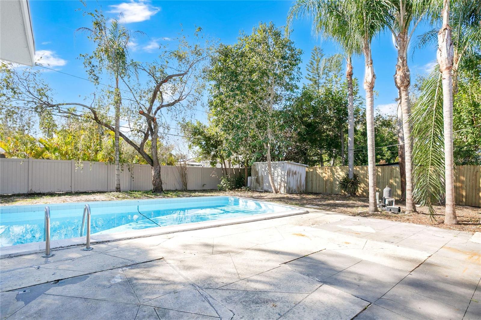 214 45TH AVE NE, ST PETERSBURG, FL, 33703