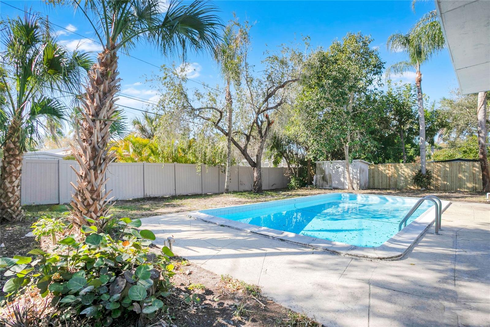 214 45TH AVE NE, ST PETERSBURG, FL, 33703