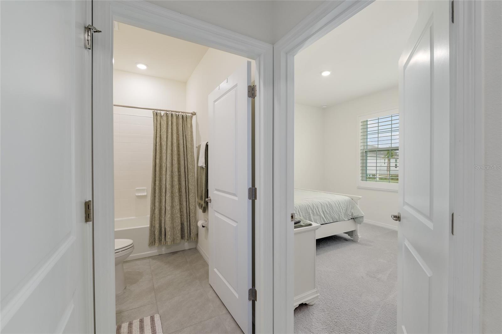 5246 NW 43RD LANE RD, OCALA, FL, 34482