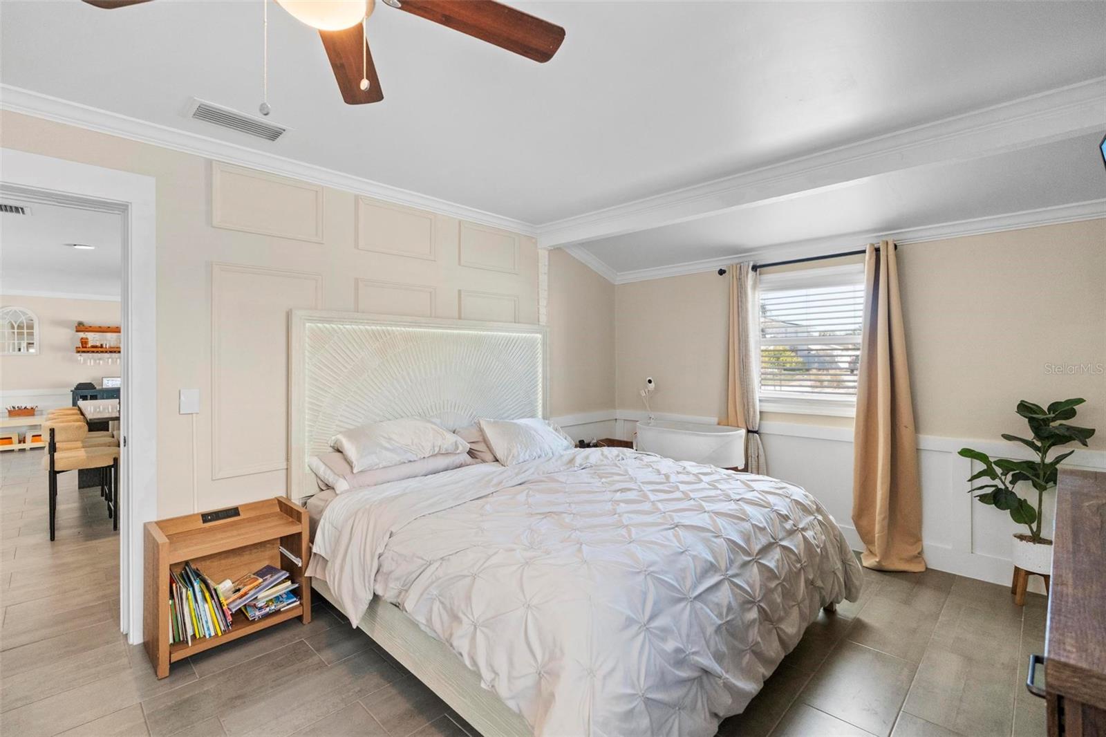 8412 LOPEZ DR, TAMPA, FL, 33615