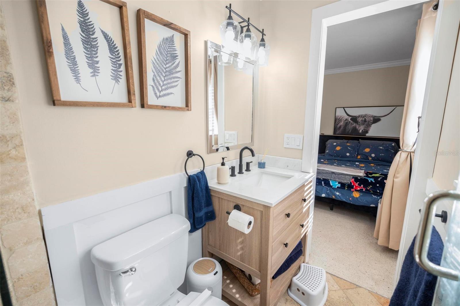 8412 LOPEZ DR, TAMPA, FL, 33615