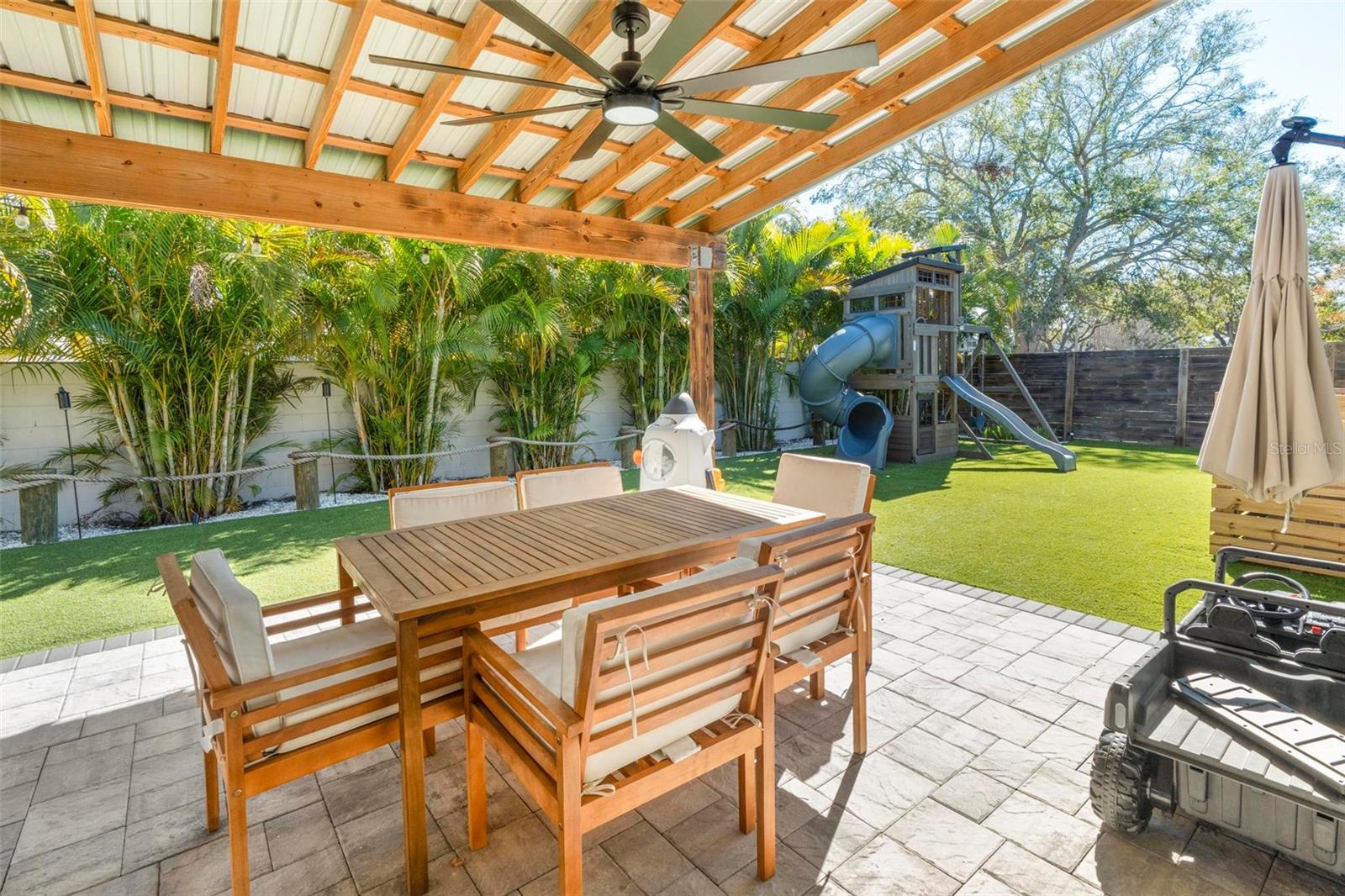 8412 LOPEZ DR, TAMPA, FL, 33615