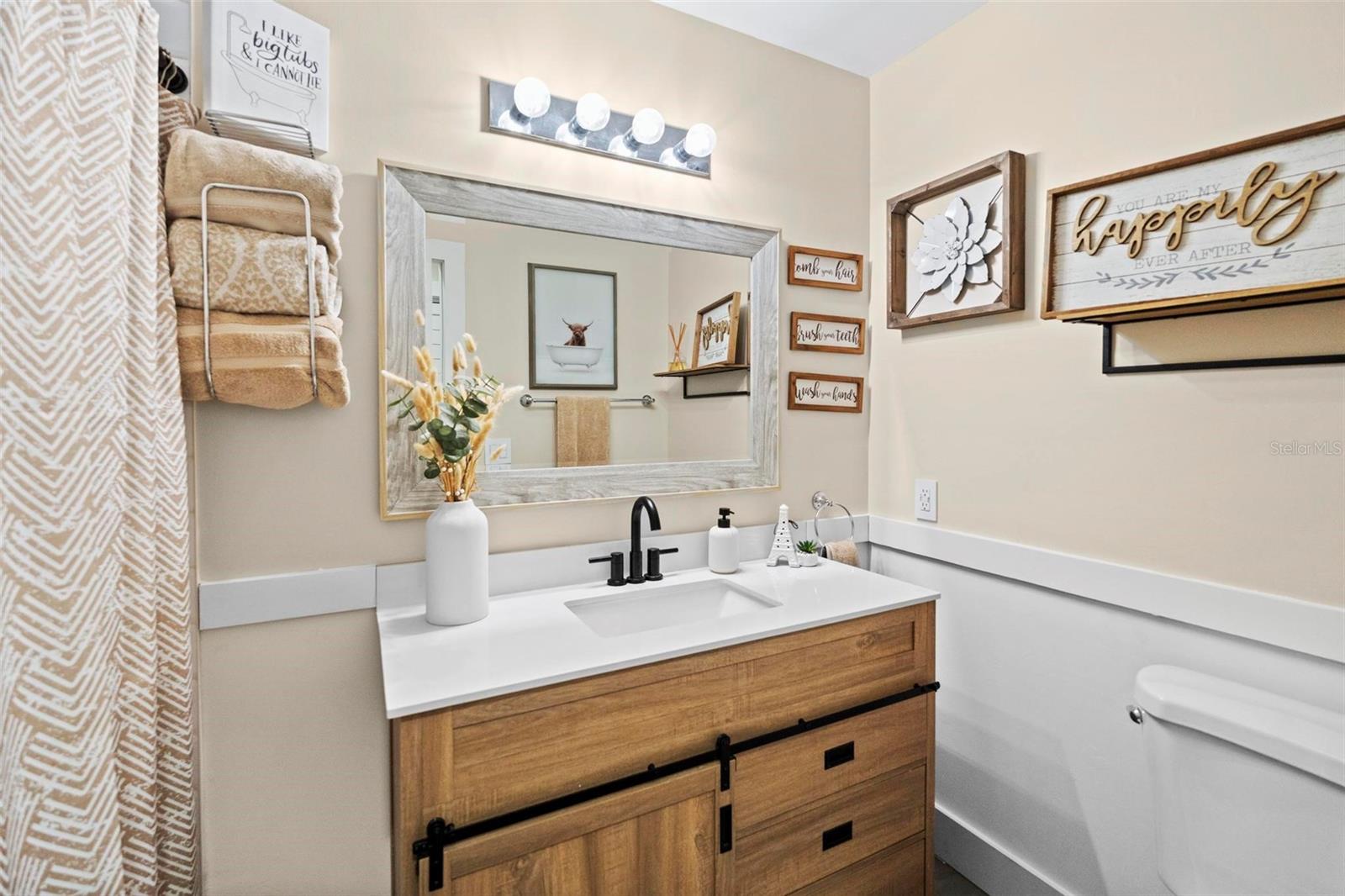 8412 LOPEZ DR, TAMPA, FL, 33615