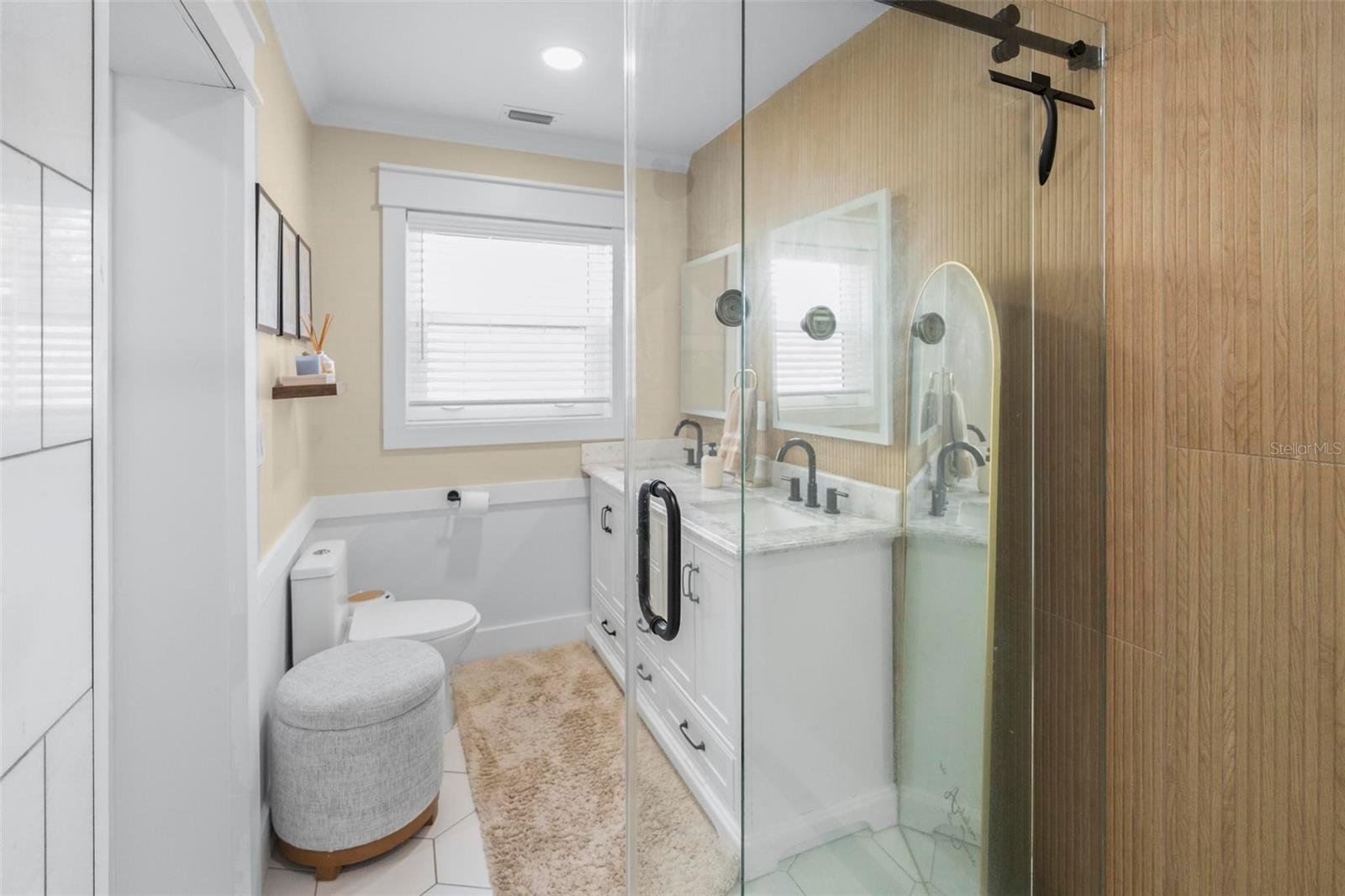 8412 LOPEZ DR, TAMPA, FL, 33615