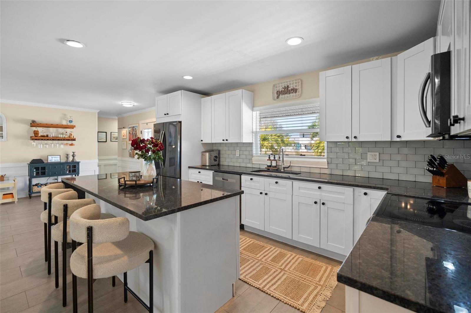 8412 LOPEZ DR, TAMPA, FL, 33615