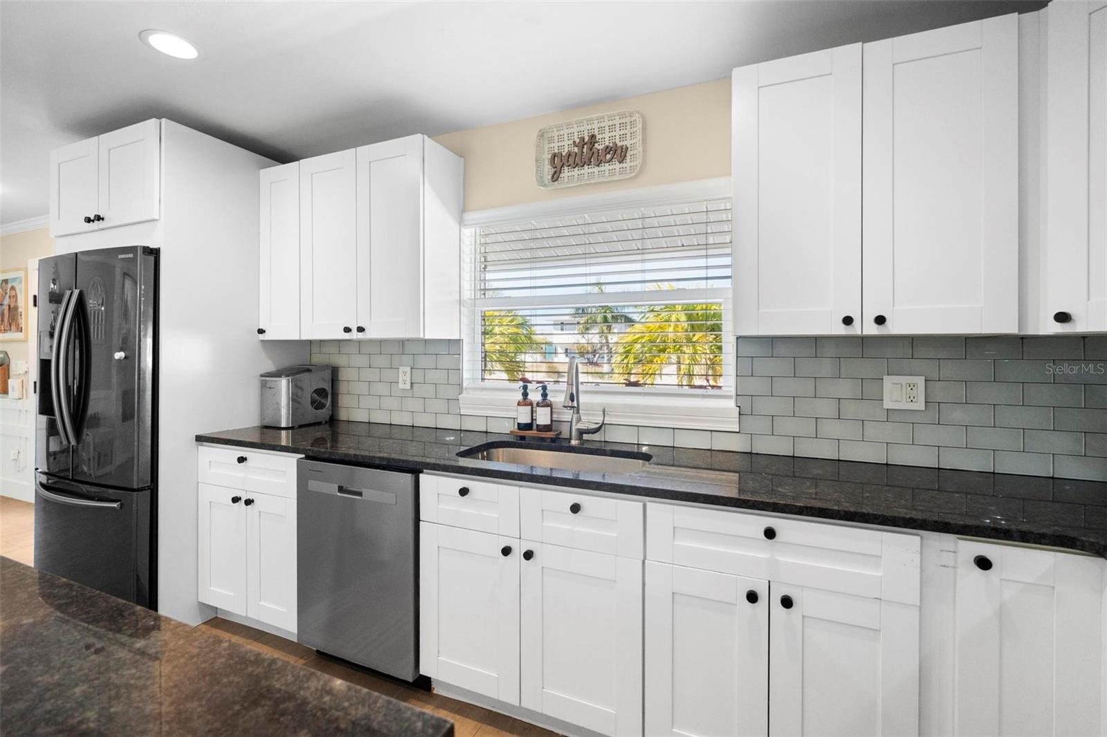 8412 LOPEZ DR, TAMPA, FL, 33615