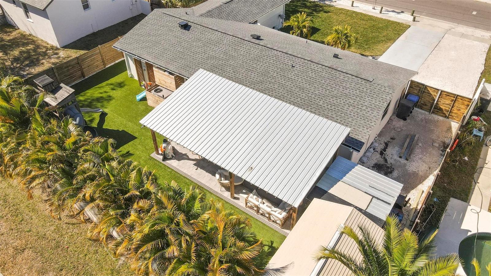 8412 LOPEZ DR, TAMPA, FL, 33615