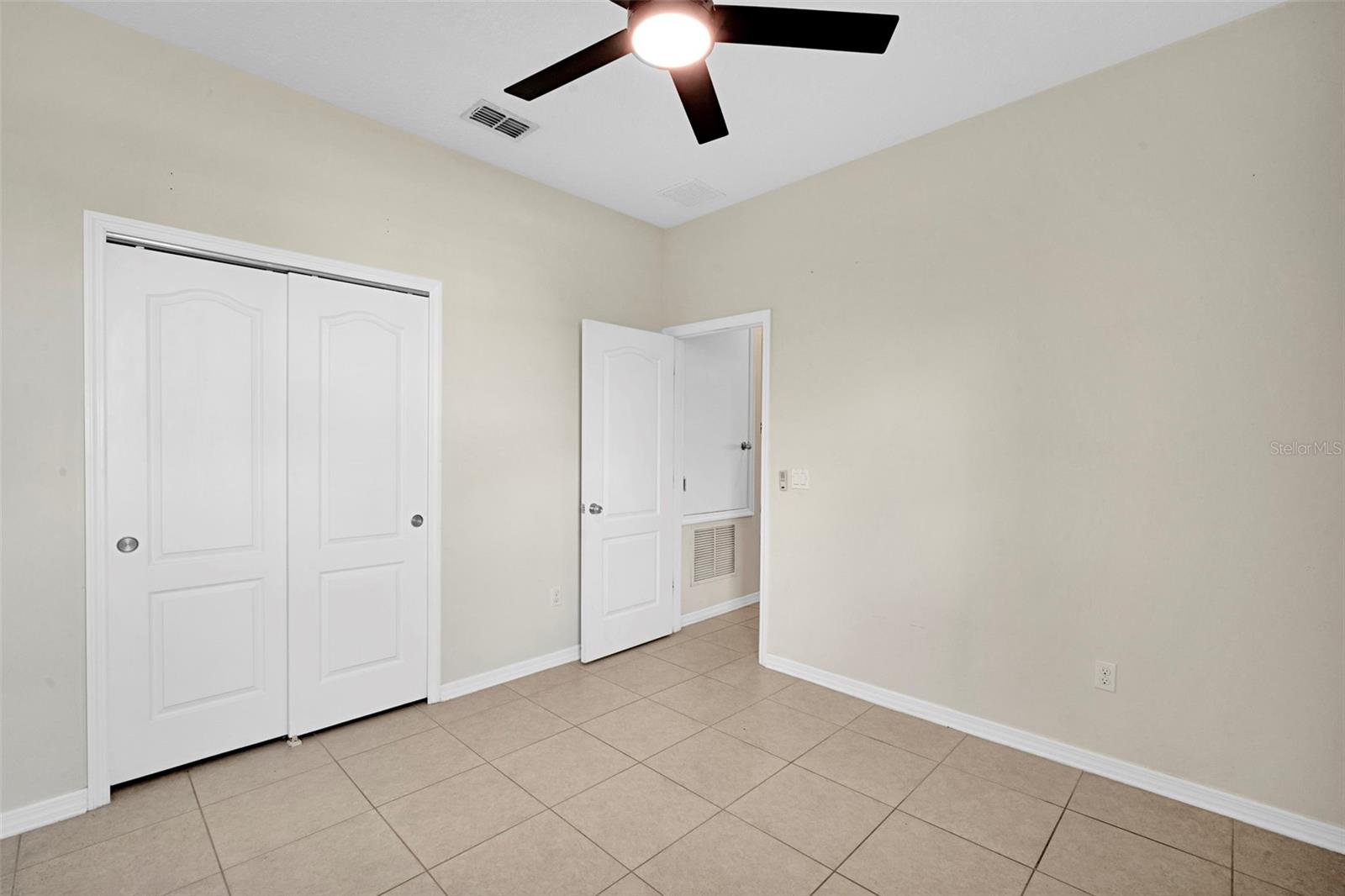 1102 WHITE WATER BAY DR, GROVELAND, FL, 34736