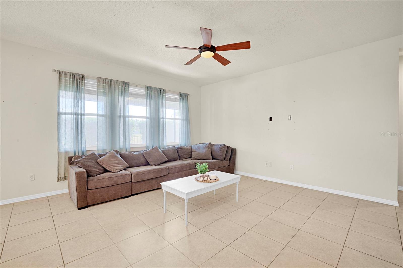 1102 WHITE WATER BAY DR, GROVELAND, FL, 34736