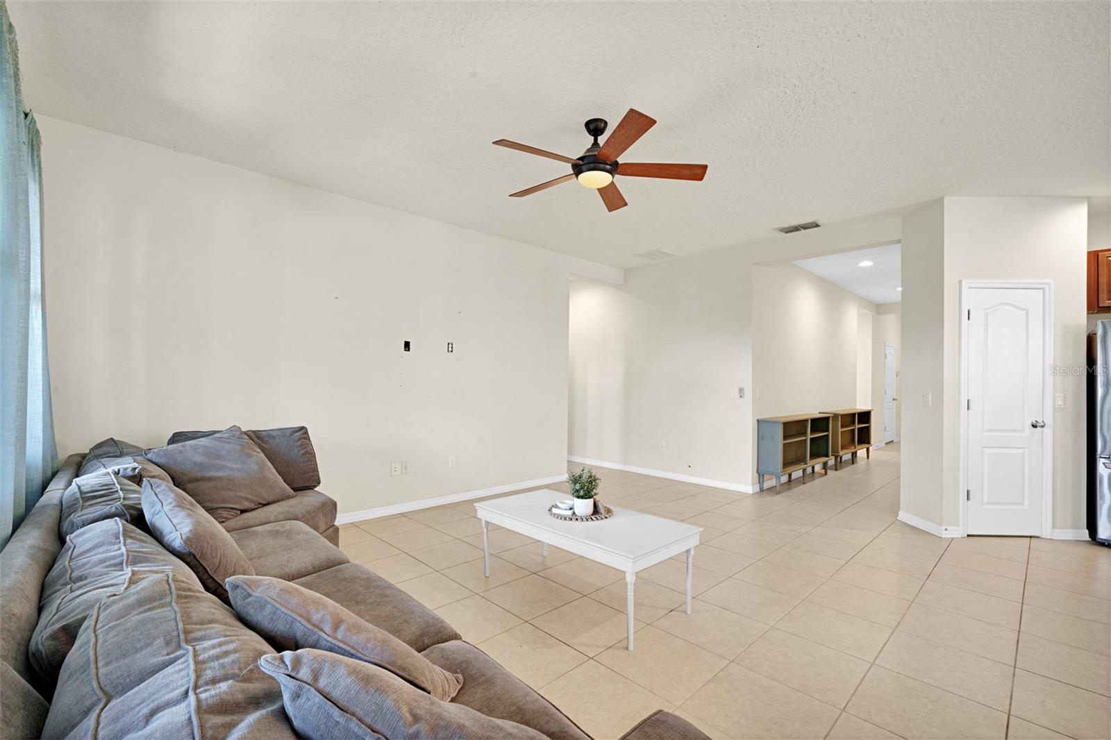 1102 WHITE WATER BAY DR, GROVELAND, FL, 34736