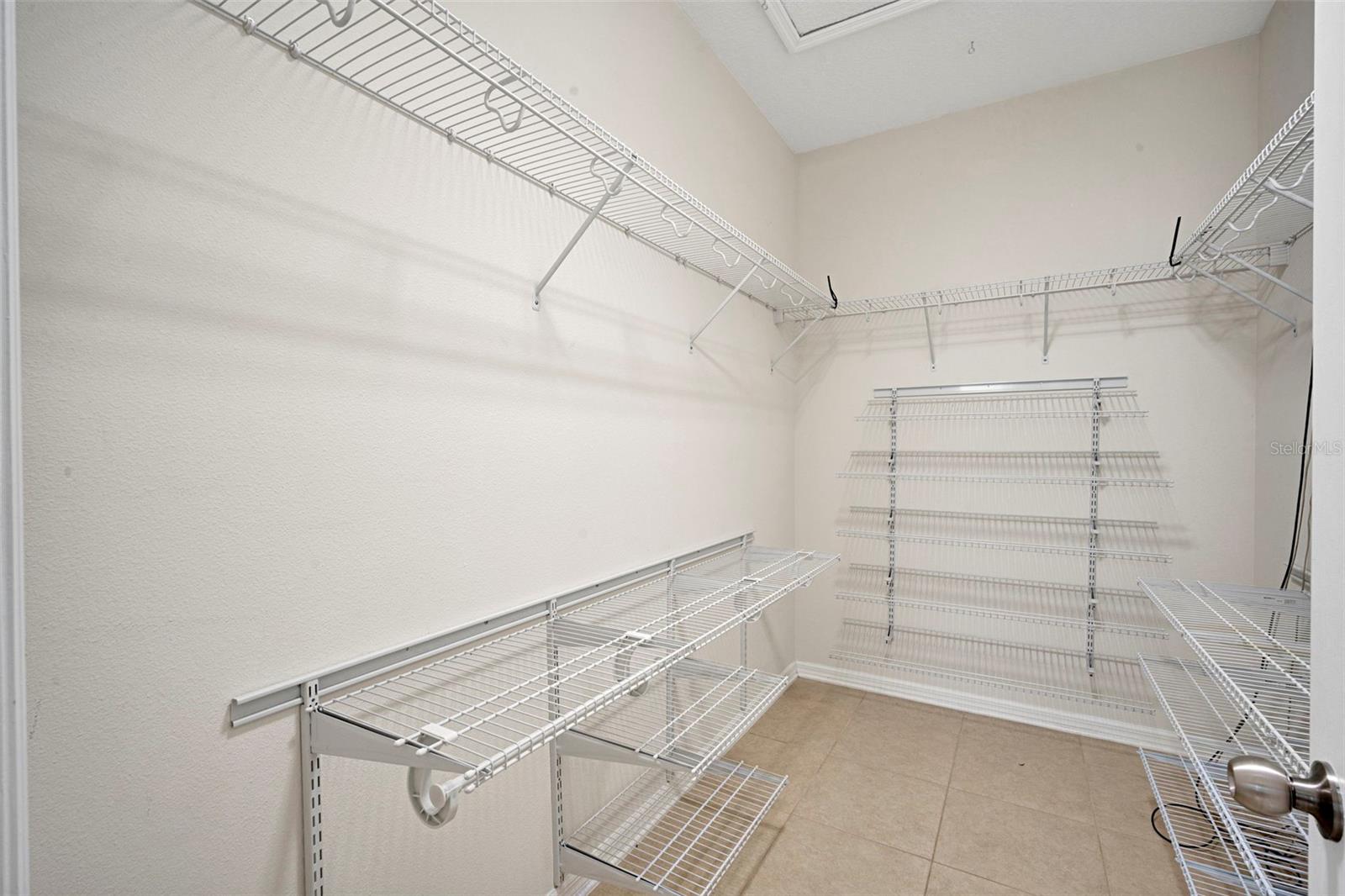 1102 WHITE WATER BAY DR, GROVELAND, FL, 34736