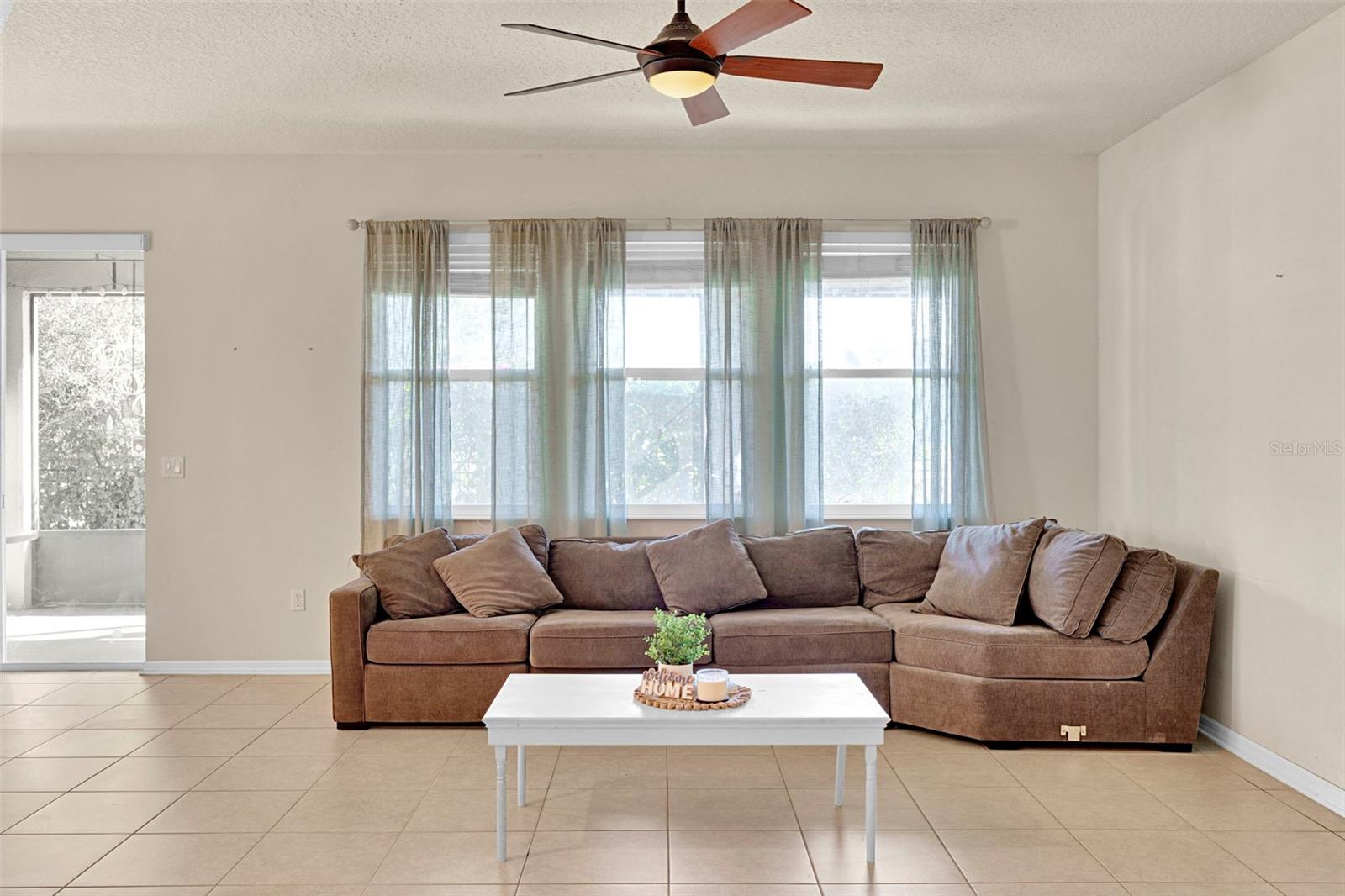 1102 WHITE WATER BAY DR, GROVELAND, FL, 34736