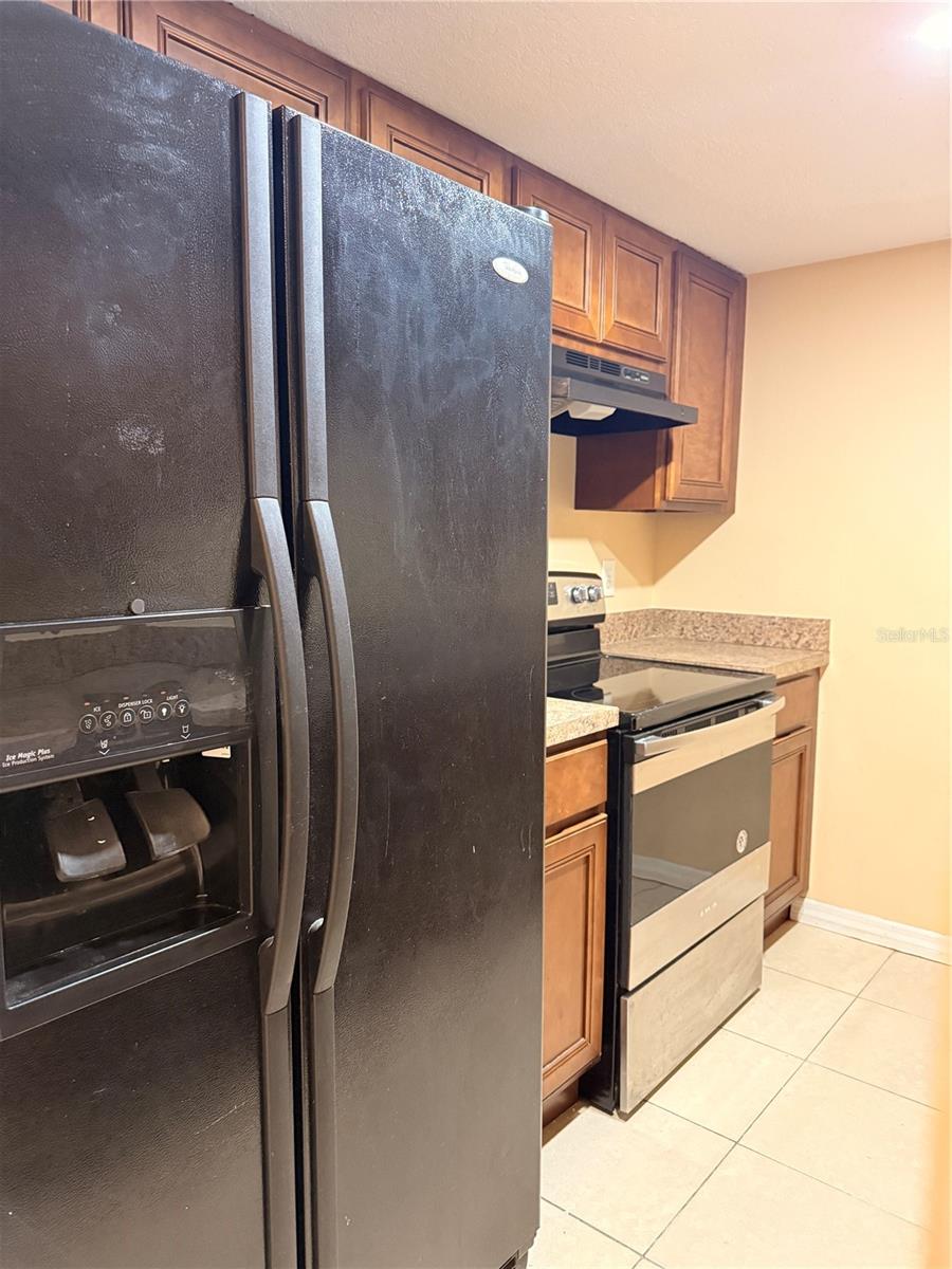 934 LAKE DESTINY RD #B, ALTAMONTE SPRINGS, FL, 32714