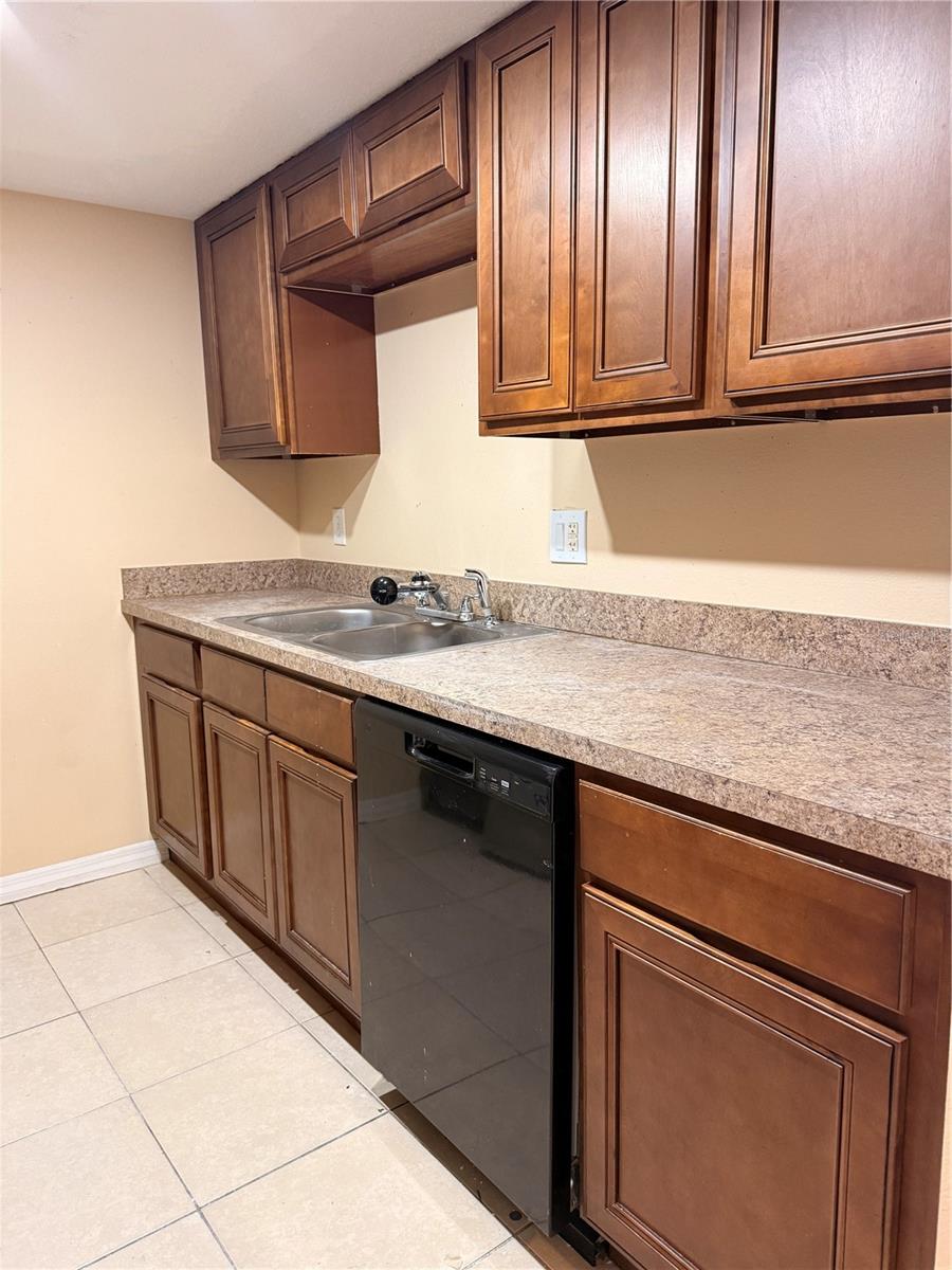 934 LAKE DESTINY RD #B, ALTAMONTE SPRINGS, FL, 32714