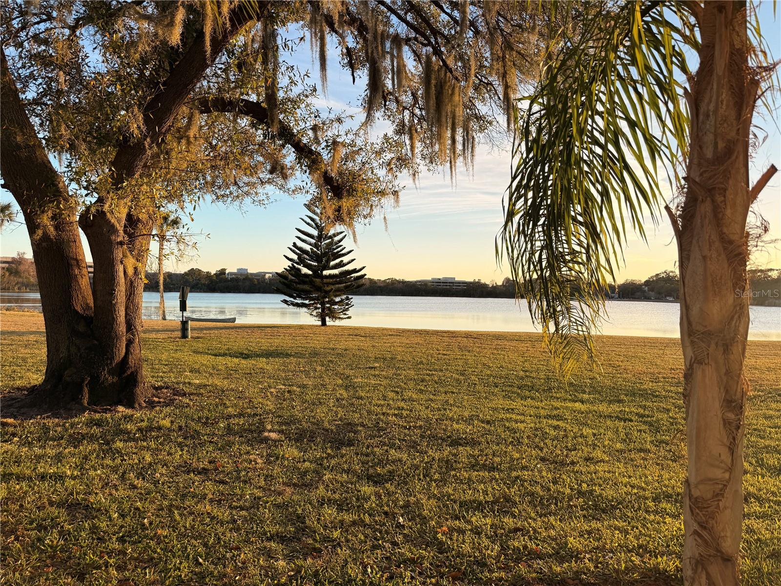 934 LAKE DESTINY RD #B, ALTAMONTE SPRINGS, FL, 32714