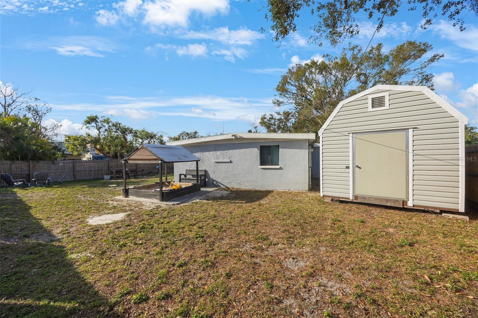 9169 ROBIN RD, SEMINOLE, FL, 33777