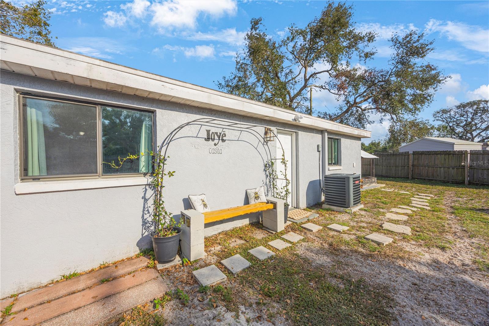 9169 ROBIN RD, SEMINOLE, FL, 33777