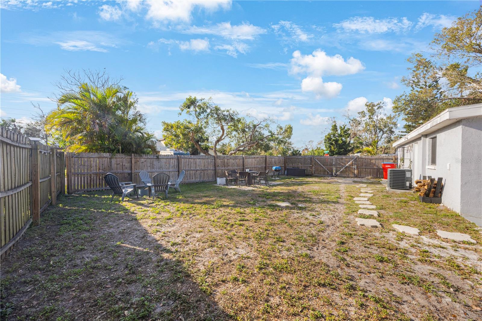 9169 ROBIN RD, SEMINOLE, FL, 33777