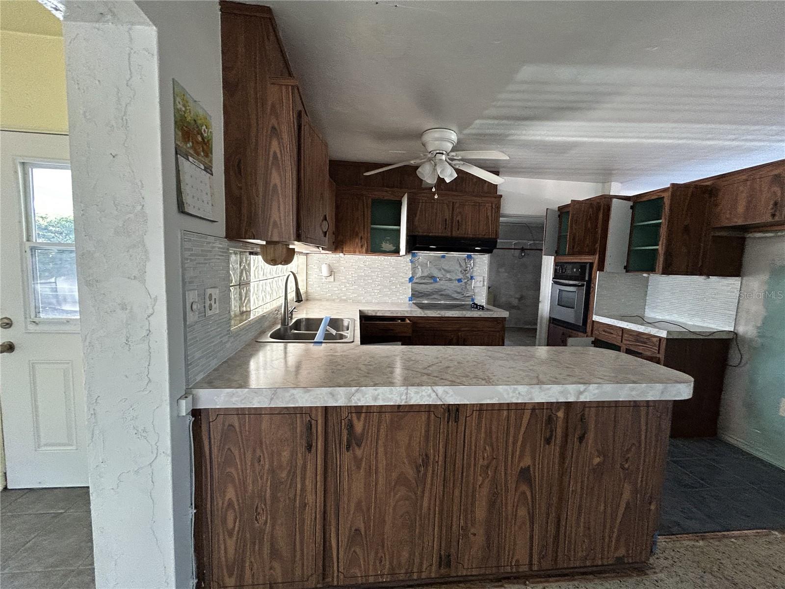 6116 52ND AVE N, KENNETH CITY, FL, 33709