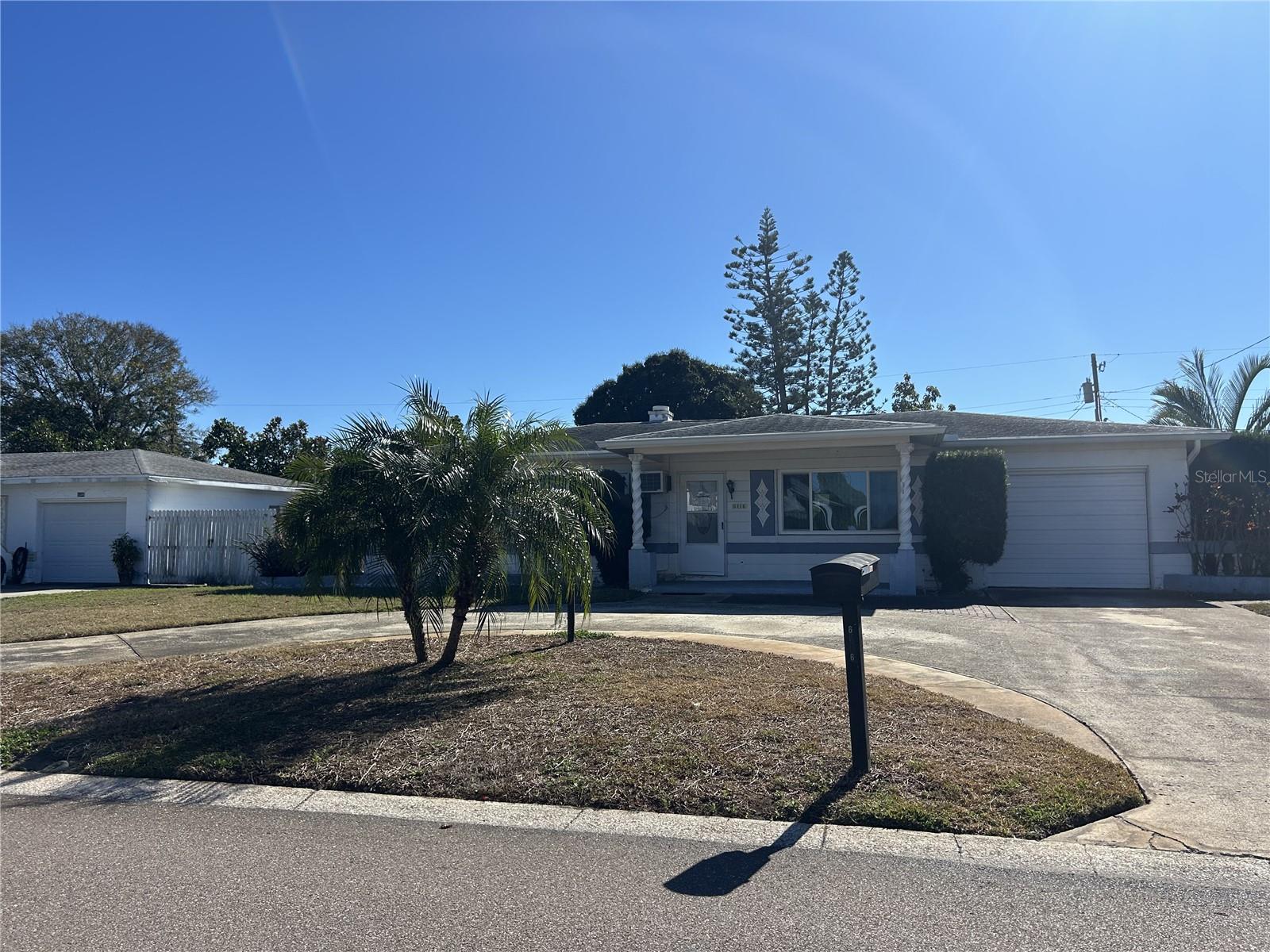 6116 52ND AVE N, KENNETH CITY, FL, 33709