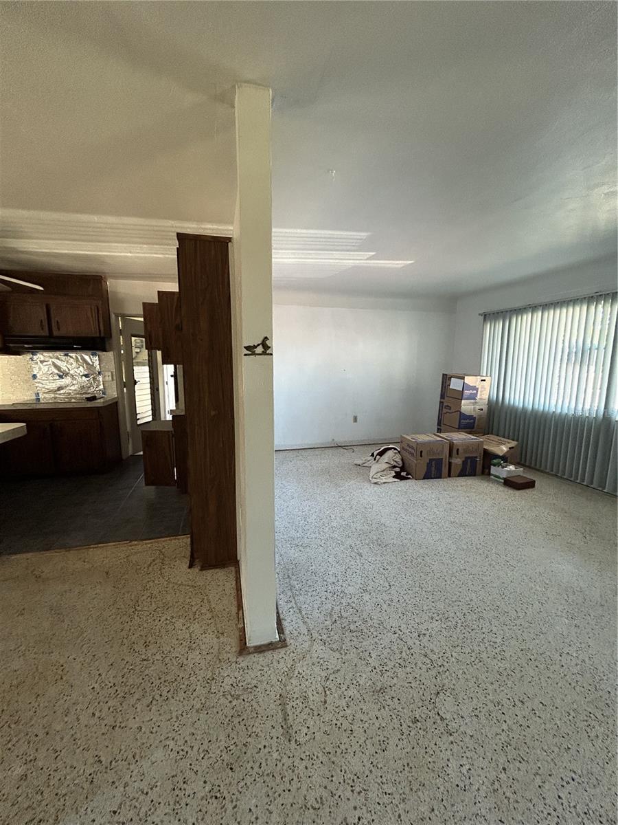 6116 52ND AVE N, KENNETH CITY, FL, 33709