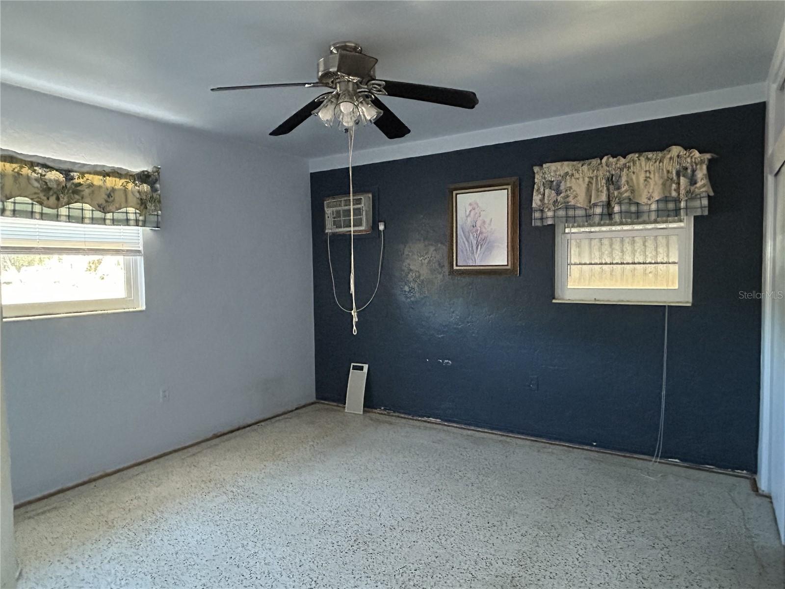 6116 52ND AVE N, KENNETH CITY, FL, 33709