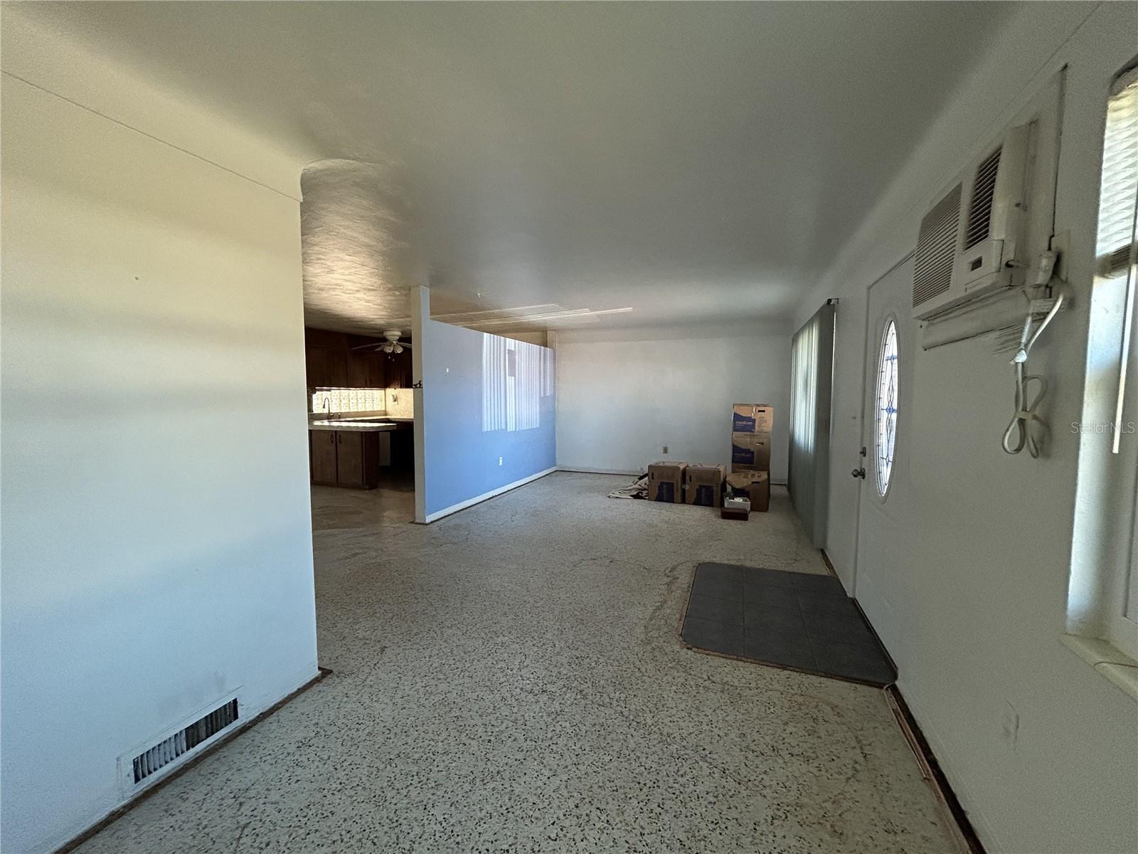 6116 52ND AVE N, KENNETH CITY, FL, 33709