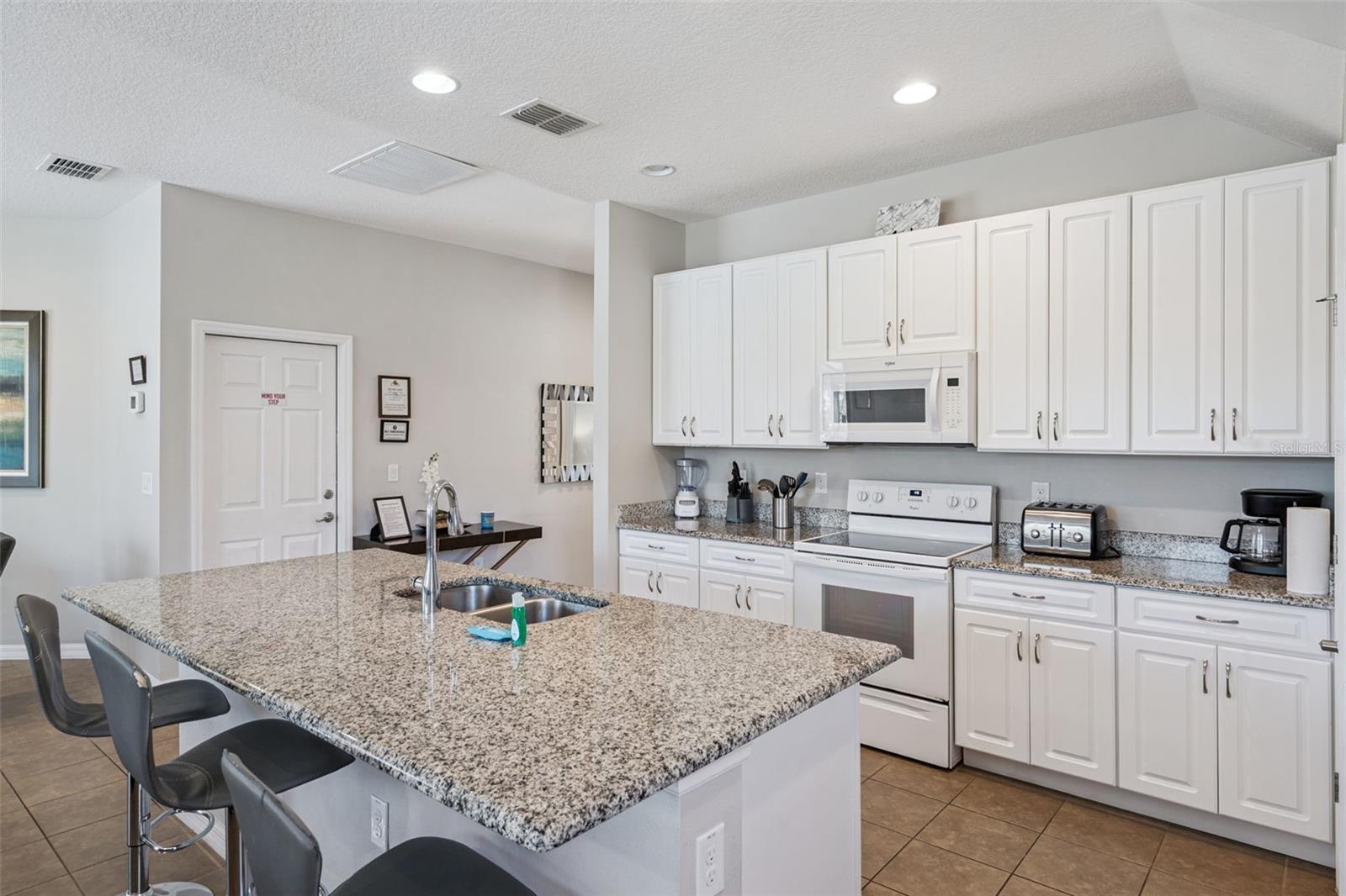 2513 ROSEMONT CIR, DAVENPORT, FL, 33837