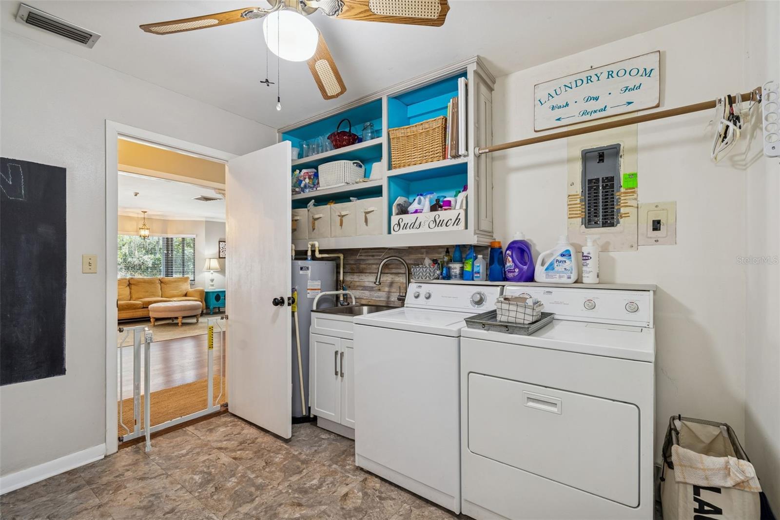 TB8471488
