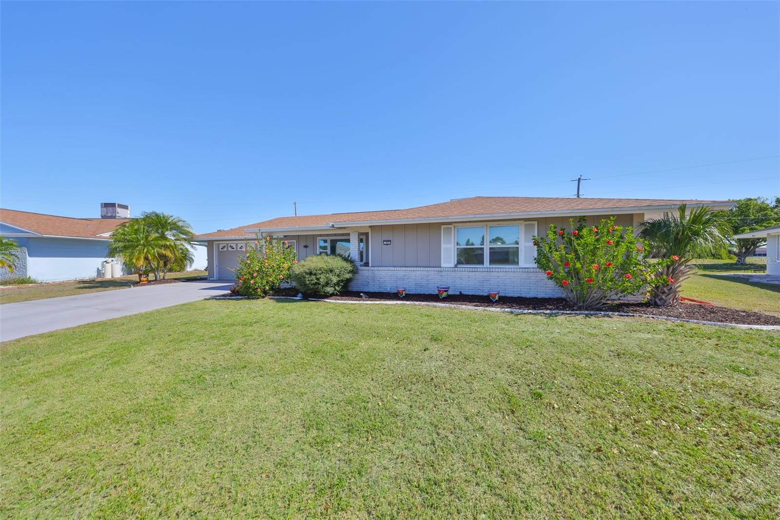 607 FOX HILLS DR, SUN CITY CENTER, FL, 33573