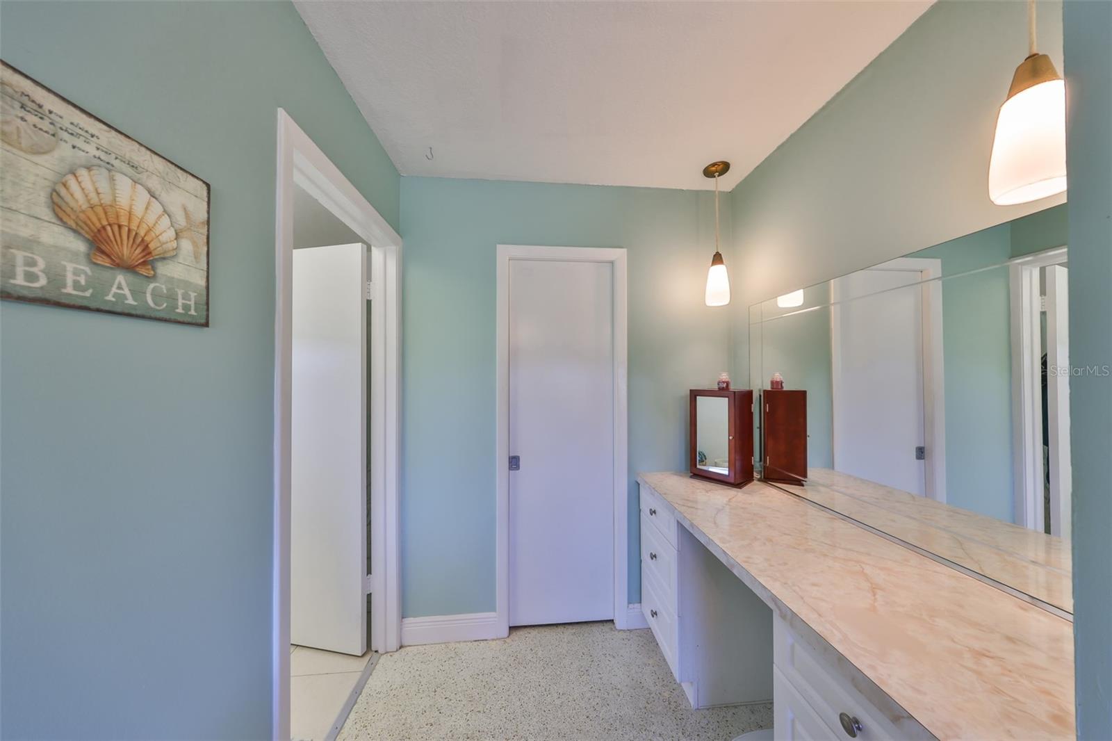 607 FOX HILLS DR, SUN CITY CENTER, FL, 33573