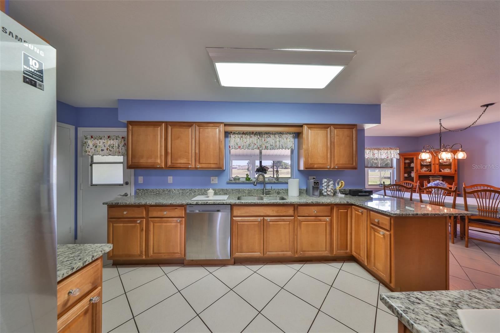 607 FOX HILLS DR, SUN CITY CENTER, FL, 33573