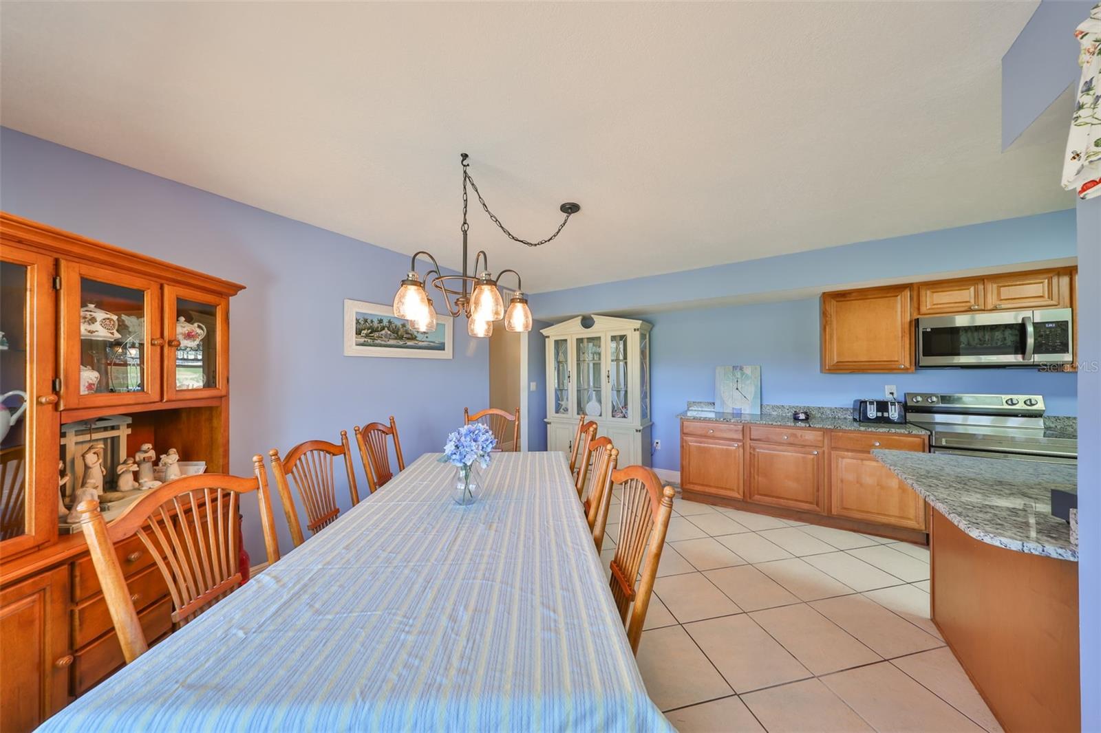 607 FOX HILLS DR, SUN CITY CENTER, FL, 33573