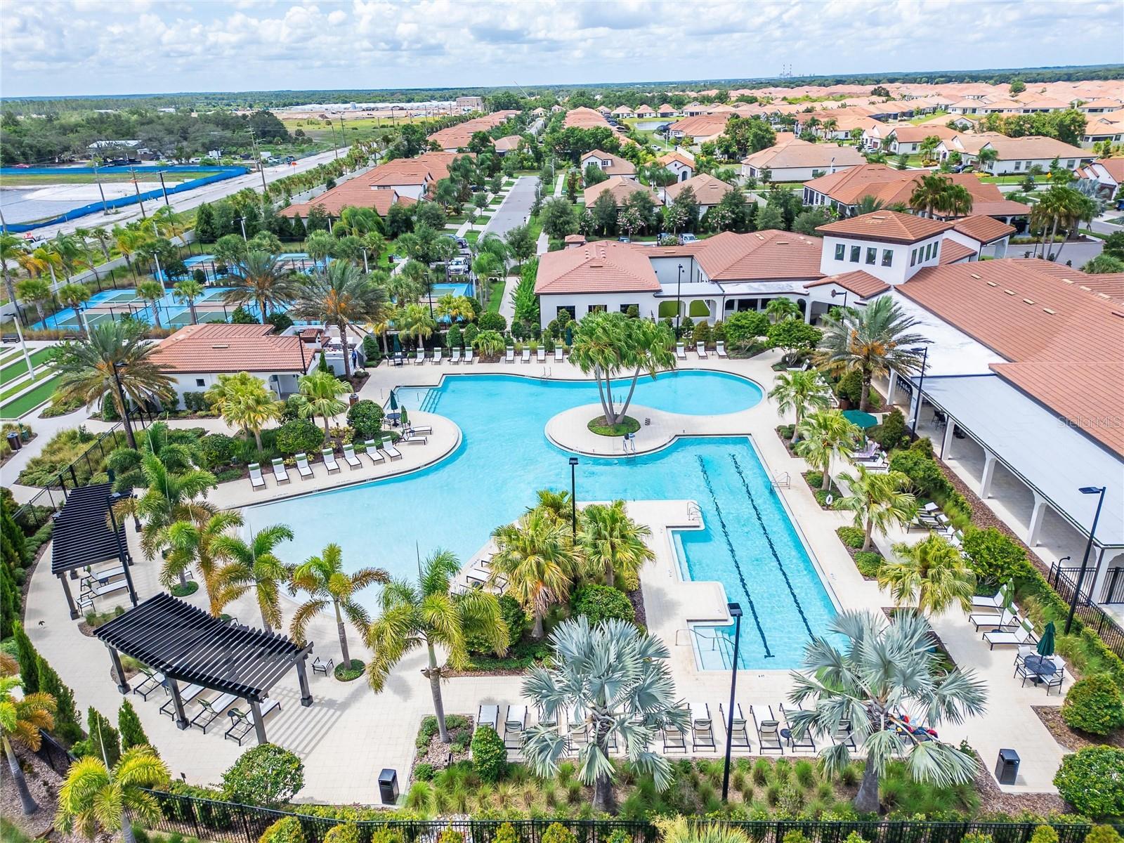 16909 APRIL PLUSH DR, WIMAUMA, FL, 33598