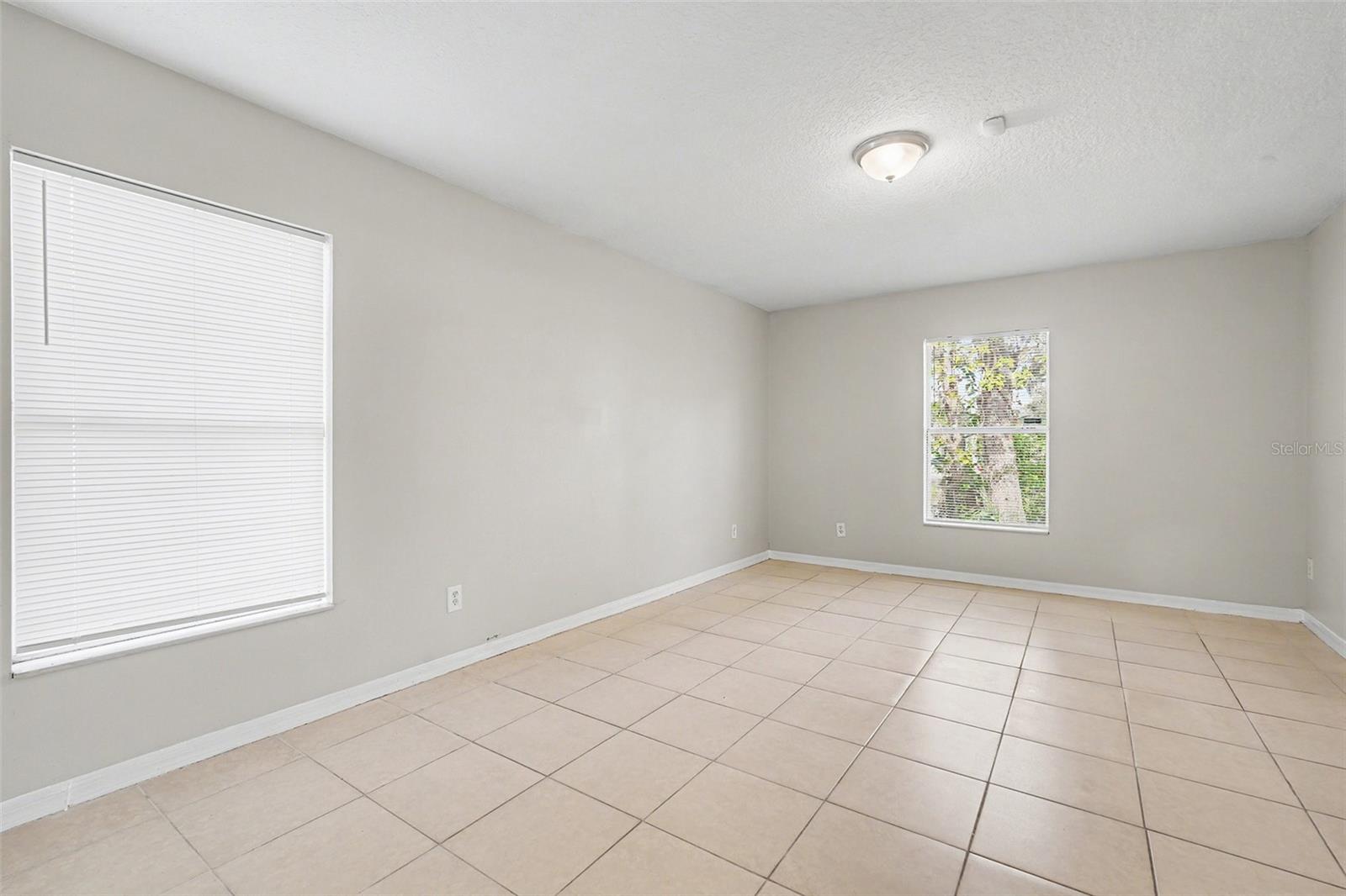 3634 E COMANCHE AVE, TAMPA, FL, 33610