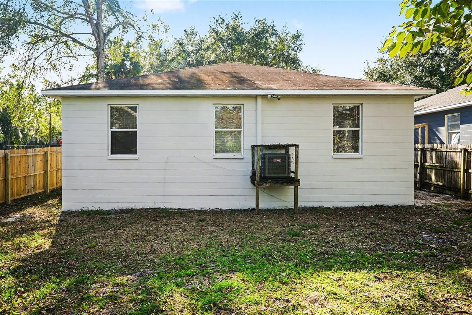 3634 E COMANCHE AVE, TAMPA, FL, 33610