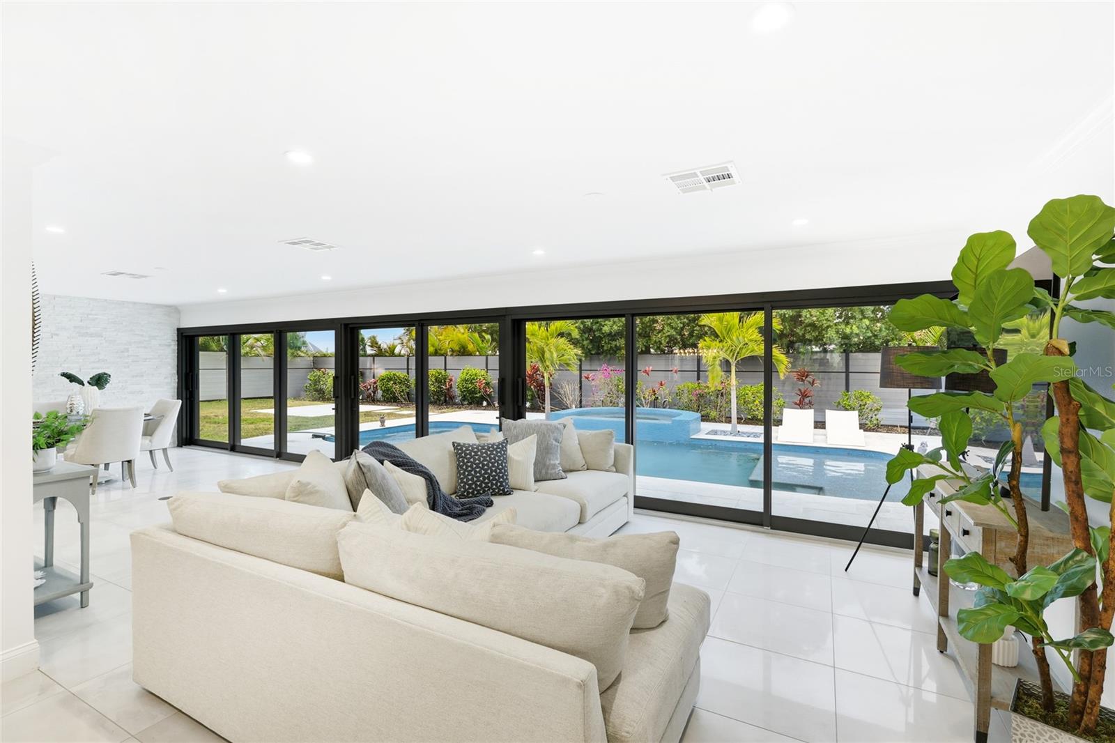 526 BIRD KEY DR, SARASOTA, FL, 34236