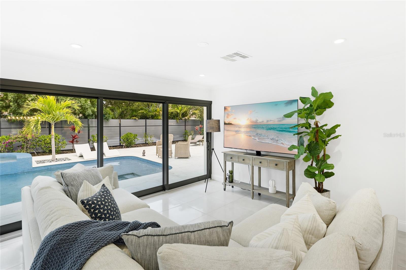 526 BIRD KEY DR, SARASOTA, FL, 34236